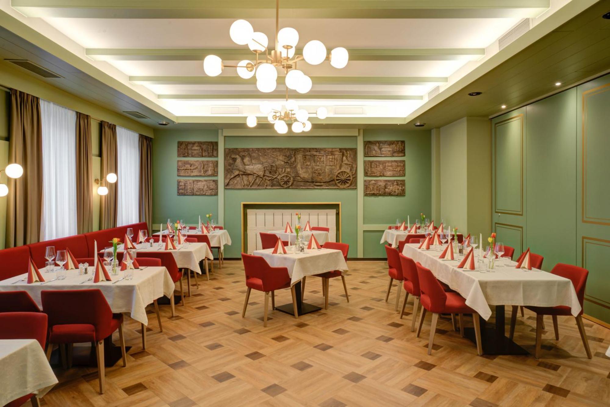 Hotel Zur Post Sankt Valentin Esterno foto